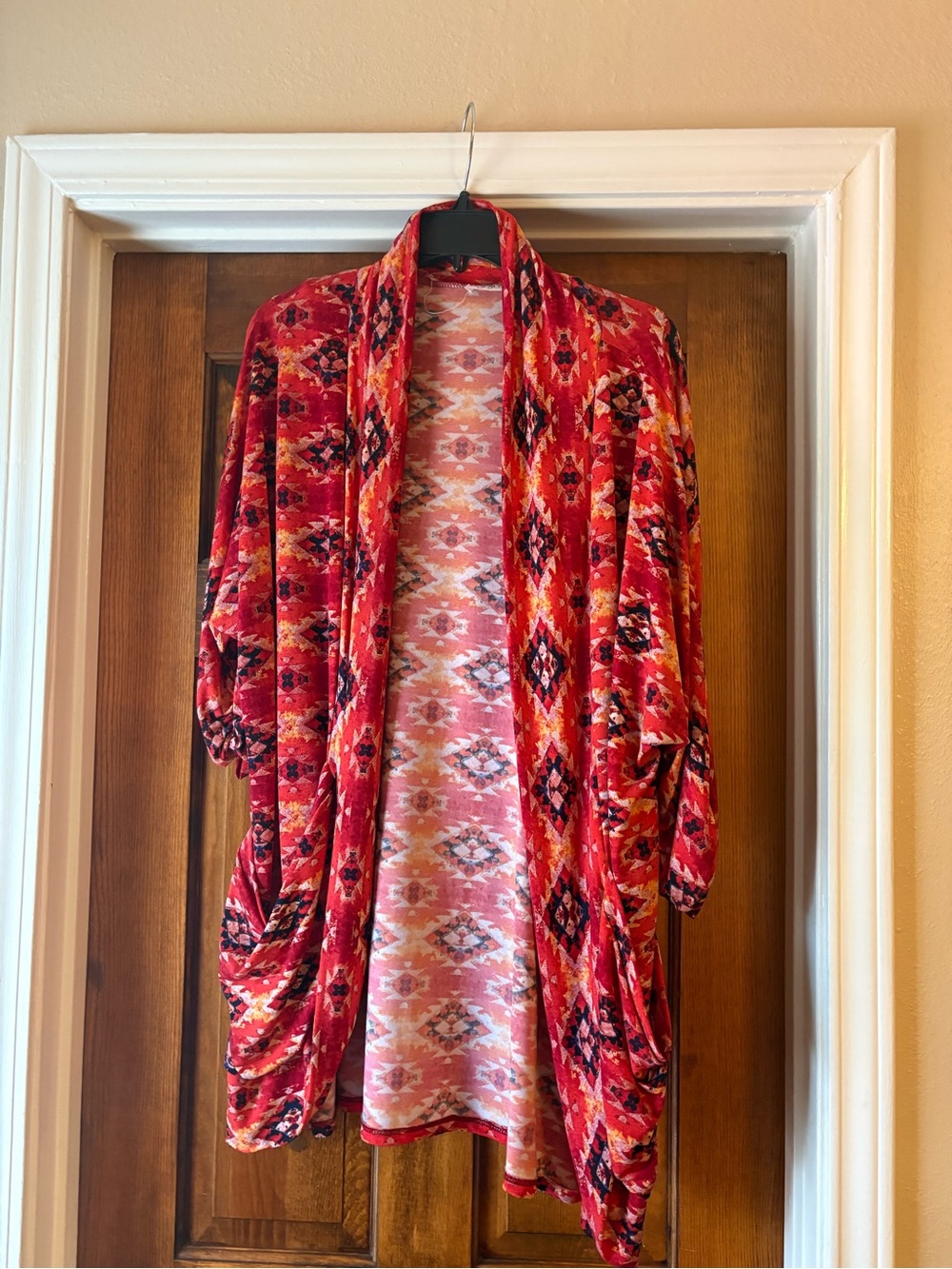 Red Patterned Open-Front Women’s Cardigan Jacket